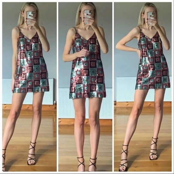 ZARA Blogger Favorite Geometric Print Sequin Mini Slip Dress Medium NEW Party - Picture 8 of 15